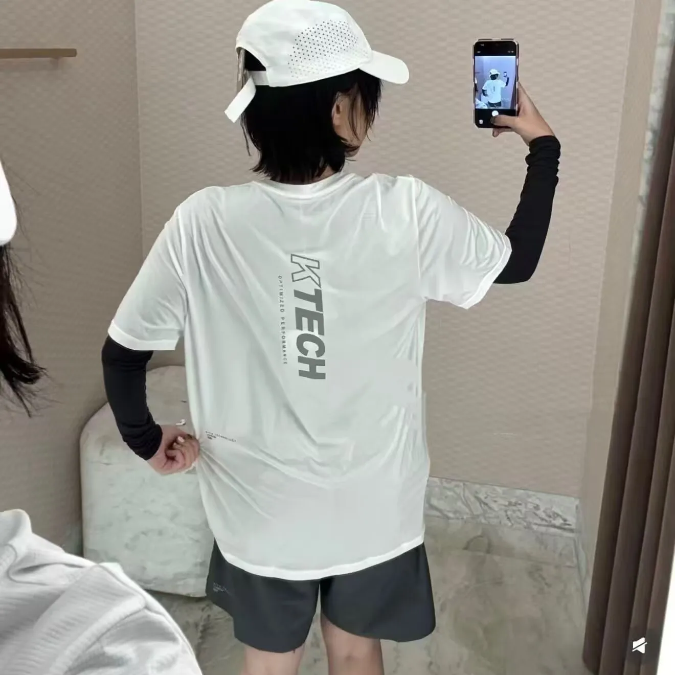 

Lightweight Sport Fitness Quick Dry Short Sleeve T-Shirt Tee American Retro KITH Letter Print Outdoor Function Casual Tee