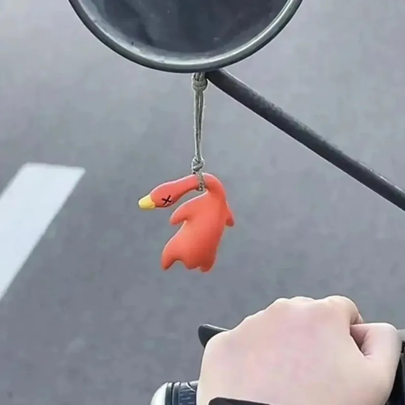 

1PCS Car Rearview Mirror Decorative Products Roasted Goose Color Changing Duck Car Interior Supplies for All Auto Fun Ornaments