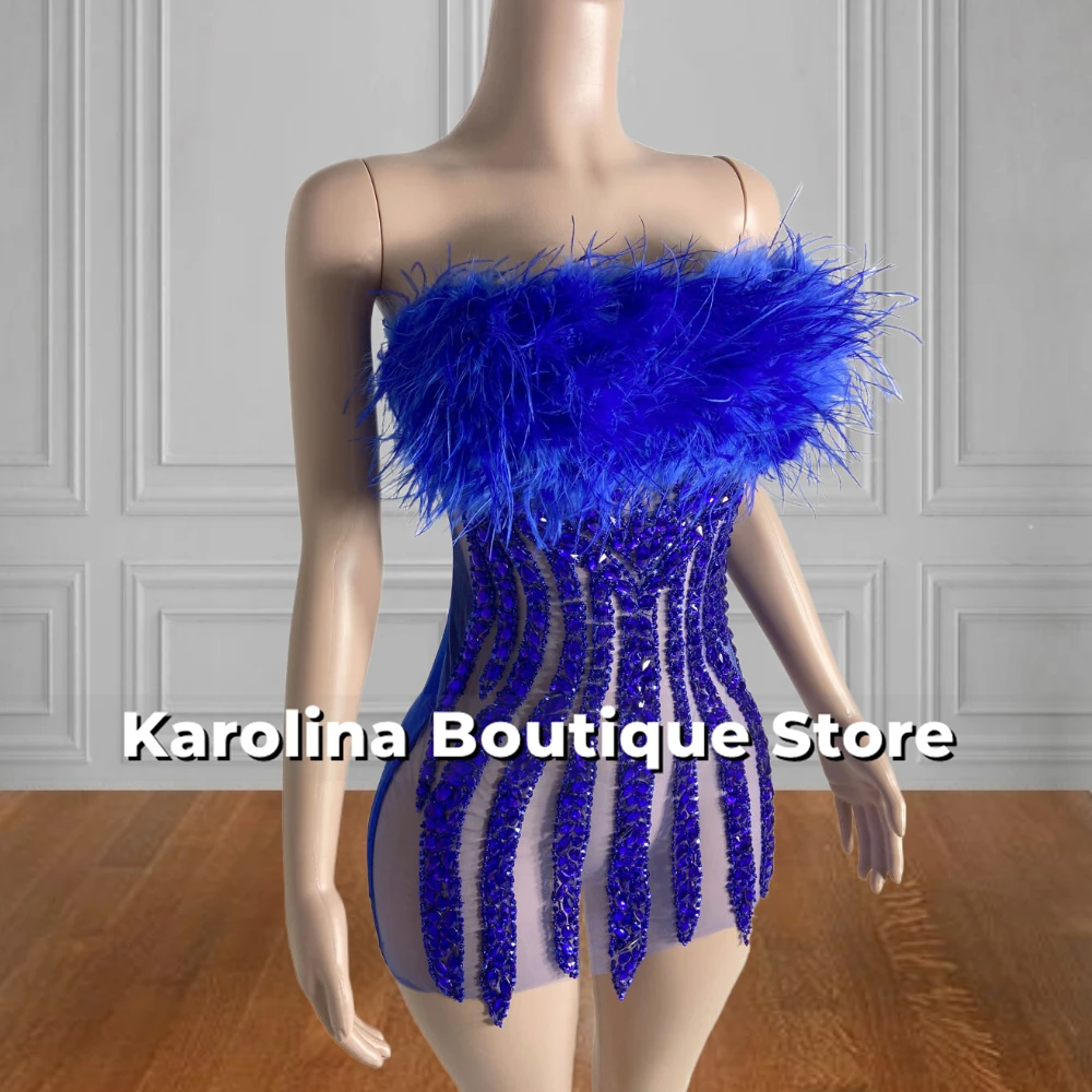 

Zipper Back King Blue Prom Dresses Black Girls Luxury 2024 Beaded Rhinestone Feather Strapless Birthday Dress Mini Customized