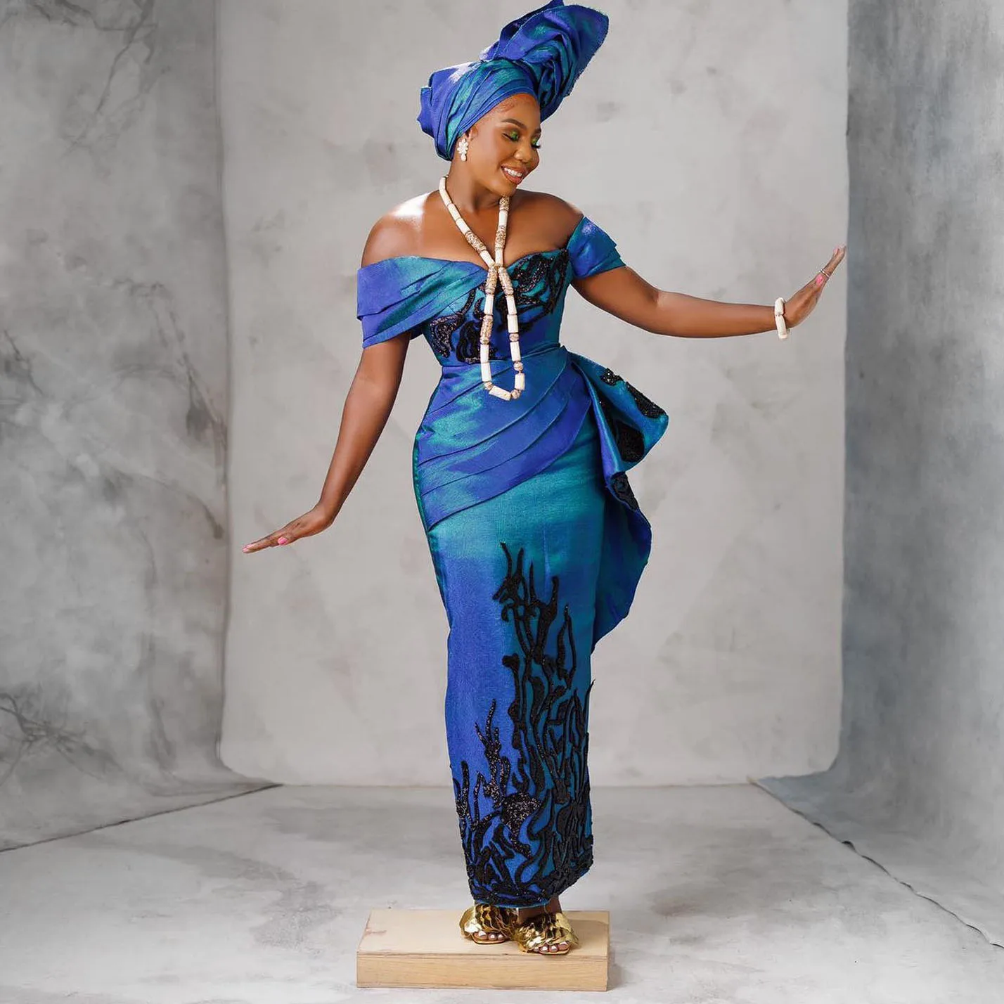 Nigerian Blue Taffeta Formal Dress Off the Shoulder Floor Length Appliques Aso Ebi Prom Dresses African Evening Gown Custom Made