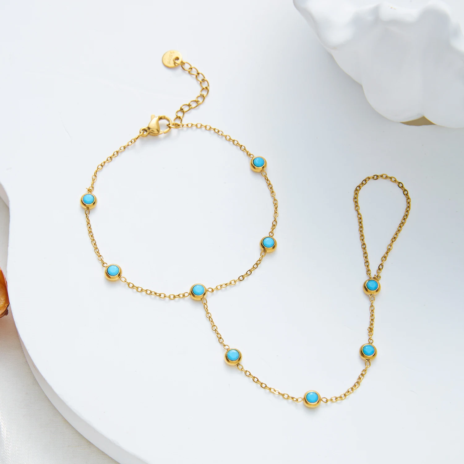 Minimalistisches CZ Edelstahl Fingerketten-Armband für Damen, Zierliches Blumen-Herz Kubisches Zirkonia Türkis Party-Schmuck Geschenk – Detail 12