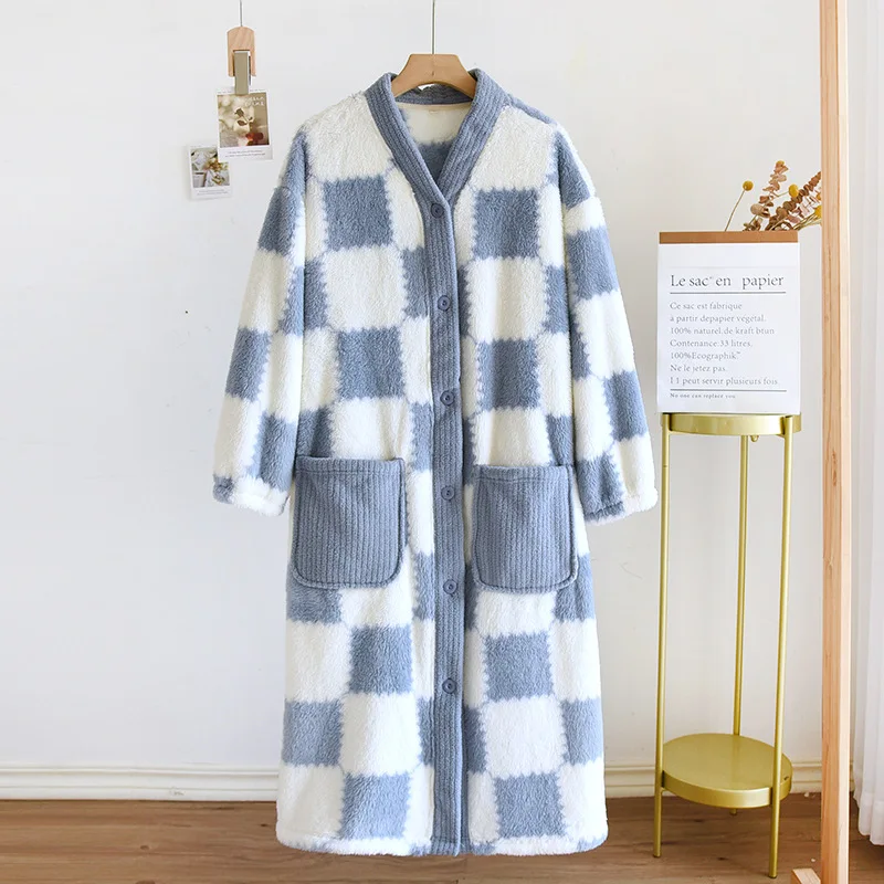 

Plaid Single Breasted Robe Flannel Sleepwear Warm Winter Homewear Female Thicken Peignoirs Cozy Kimono Gown Loose Nightgown