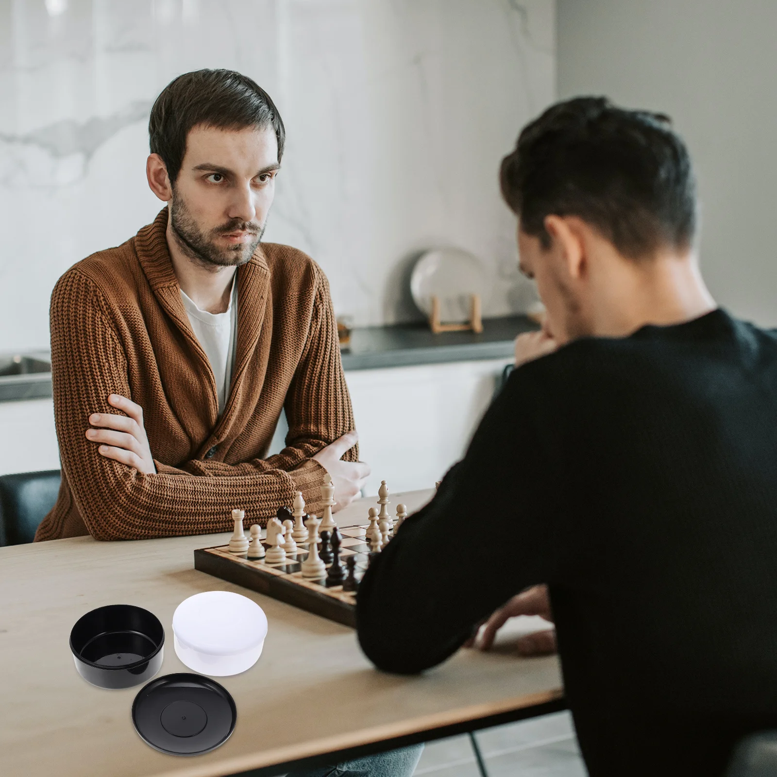 

4pcs Lidded Pieces Can Plastic Go Chess Container Black White Compact Lightweight Dustproof Storage Box For Go Simple Pieces