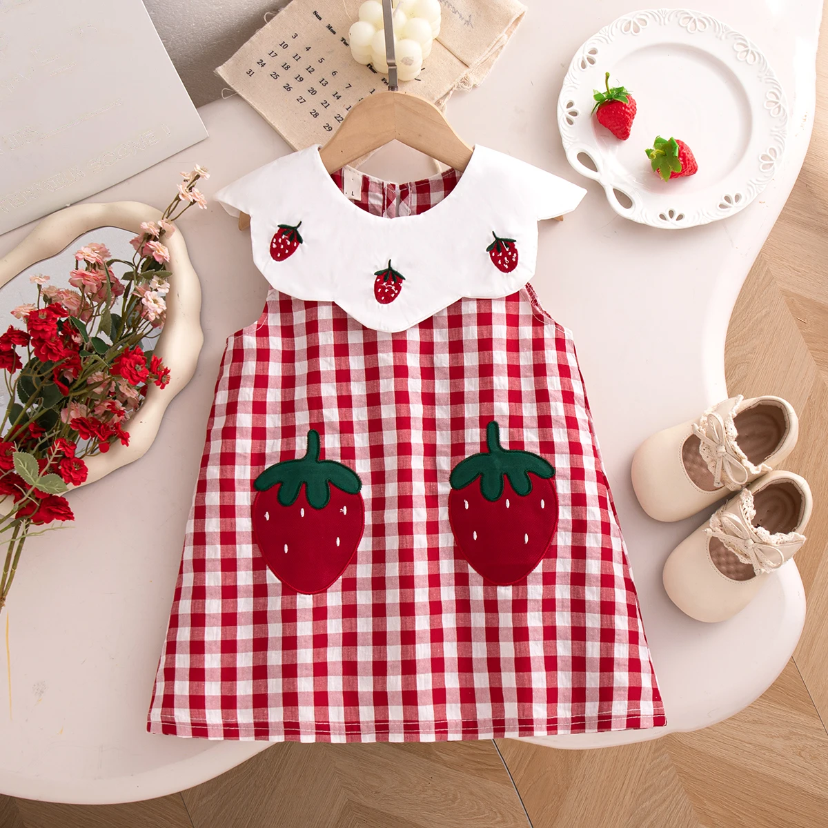 Girls Dresses Summer Cotton Red Checkered Strawberry Pattern Sleeveless Baby Girl Dress Cartoon Cute Casual Baby Girl Clothing