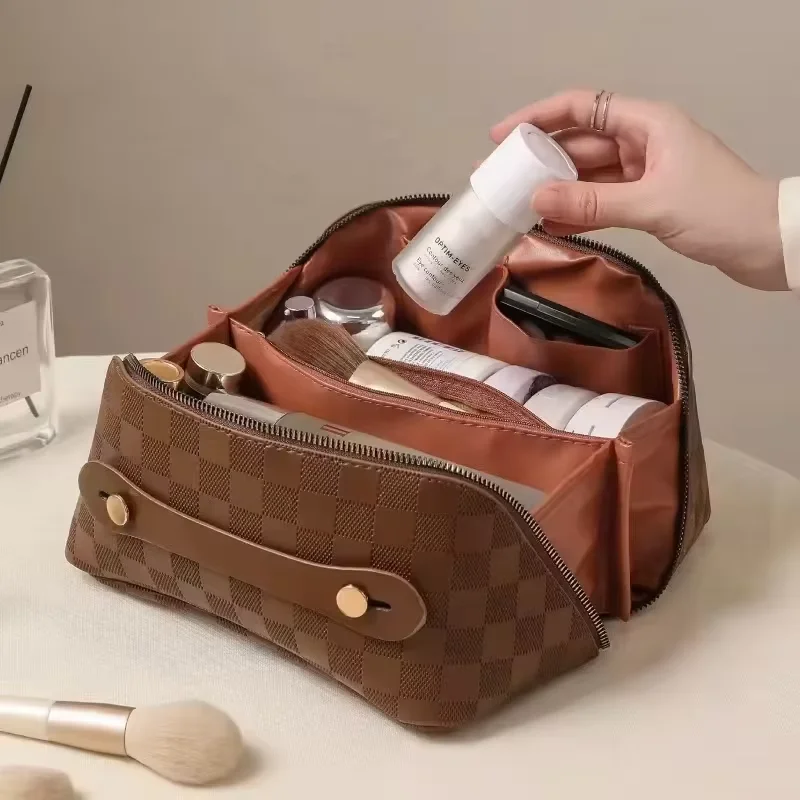 Bolsa de cosméticos de viaje de cuero de gran capacidad, estuche de maquillaje portátil para mujer, organizador de artículos de tocador multifuncional impermeable, bolsa de almacenamiento