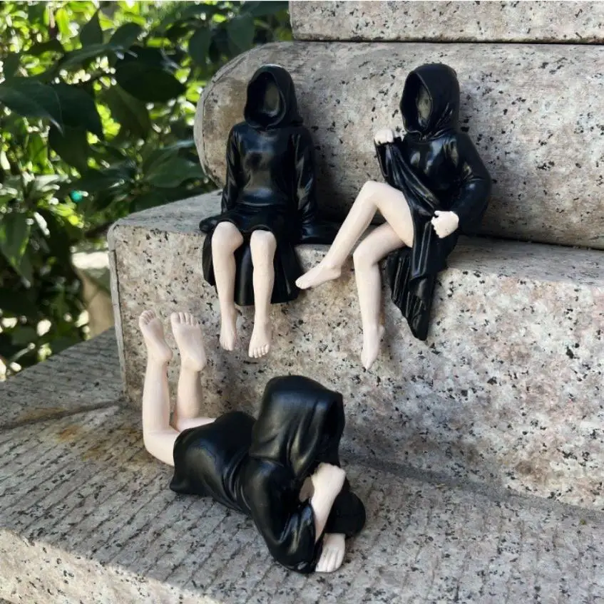 15cm Anime negro bata mujer estatua misteriosa figura de acción PVC modelo muñeca de juguete escritorio estantería ornamento colección regalos