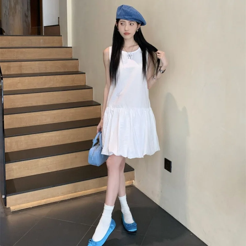 Damen Sommerkleid mit Rundhalsausschnitt, Mini-Kleid in Weiß, Einfarbiges Lockeres Kleid, Süßes Trendiges Schlichtes Alltagskleid