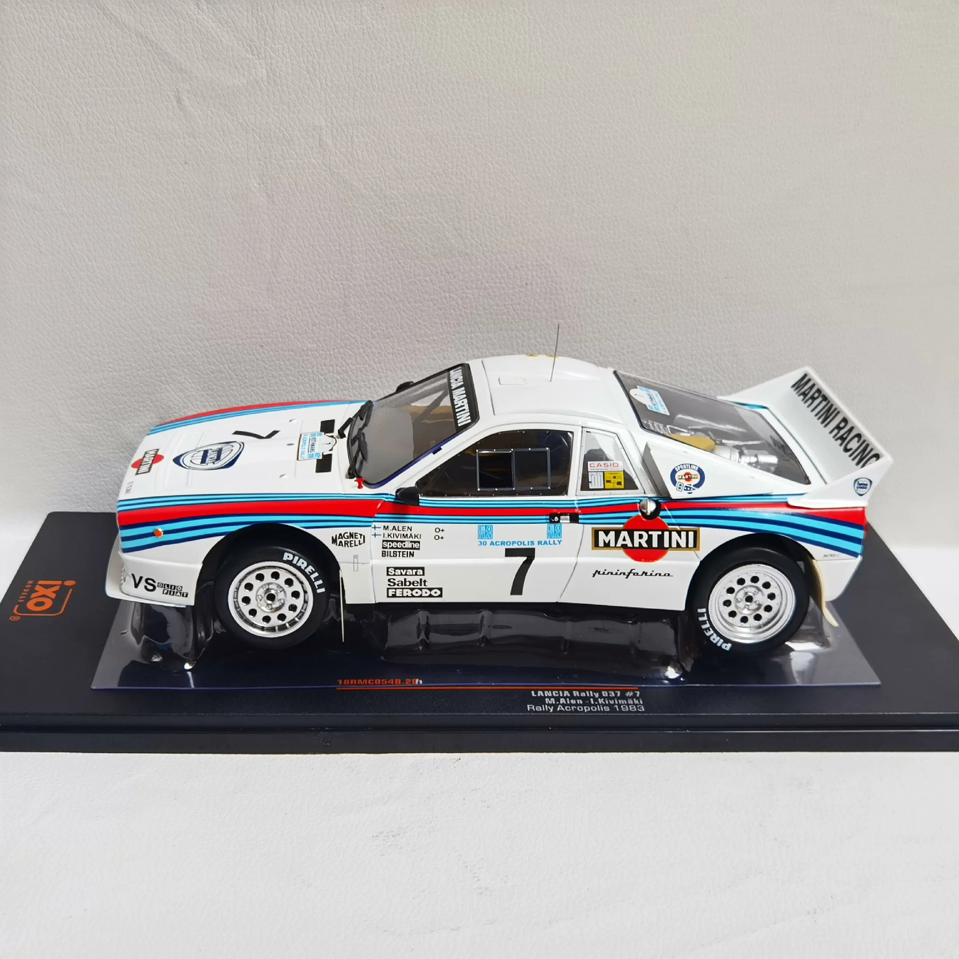 IXO Escala 1:18 LANCIA # 7 1983 Simulação Liga Modelo de Carro Diecast Toy Colecionáveis Presentes Ornamentos