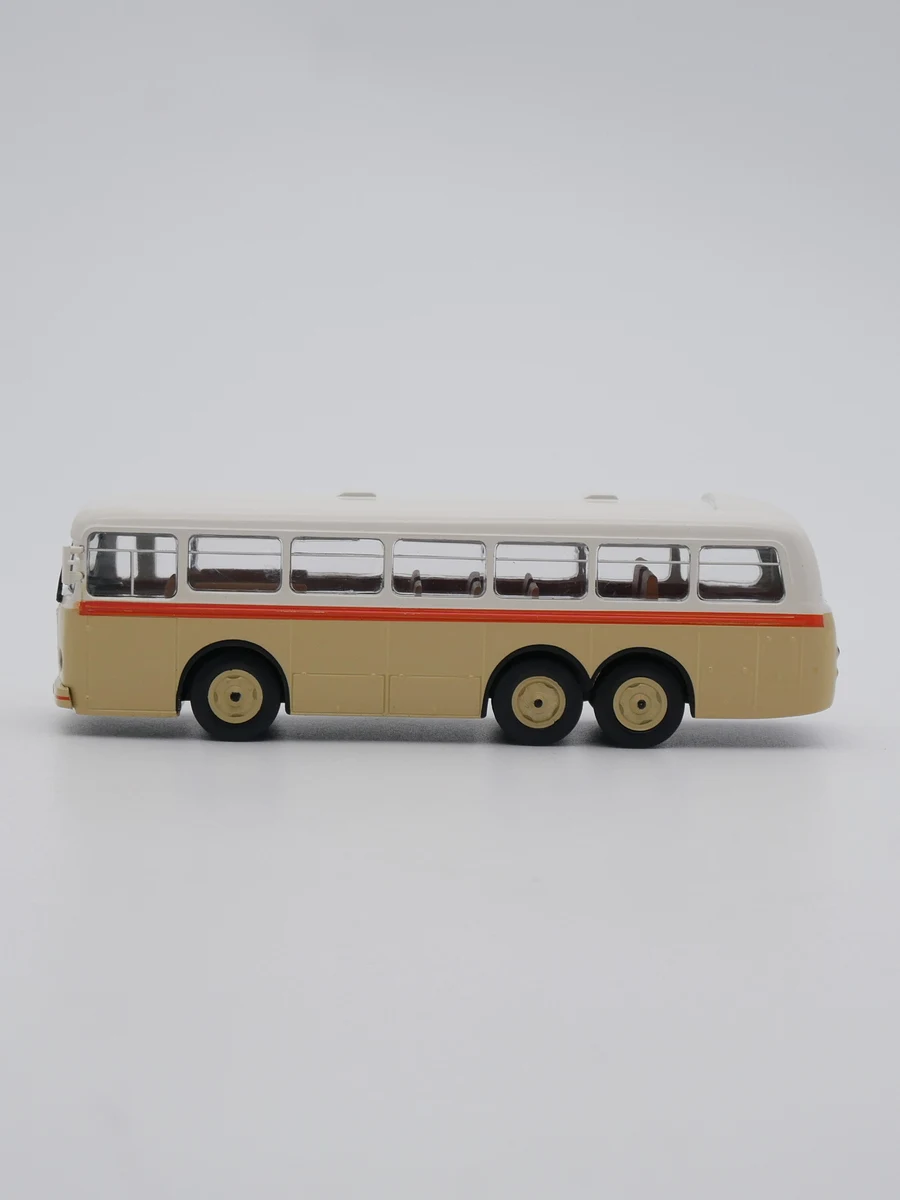 IXO 1:72 Ist Tatra 500 HB Diecast Car Alloy Toy Bus Model