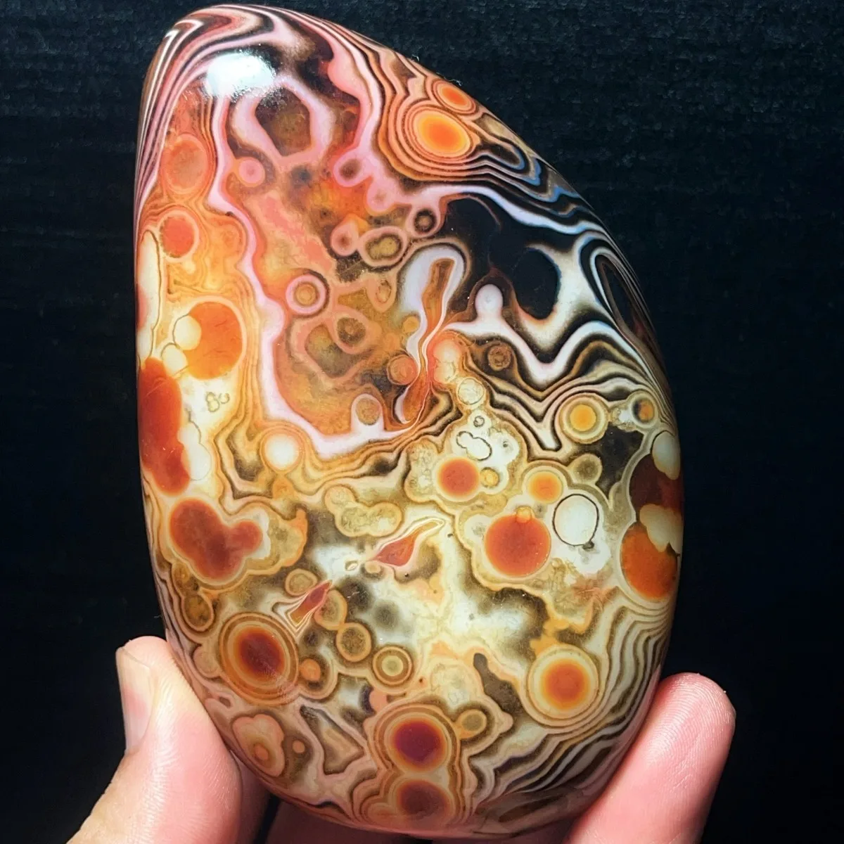Colorful Pattern Color Gradient Banded Agate, Tumbled Polished Stone, Table Decor, Natural Stone, Crystal Collection