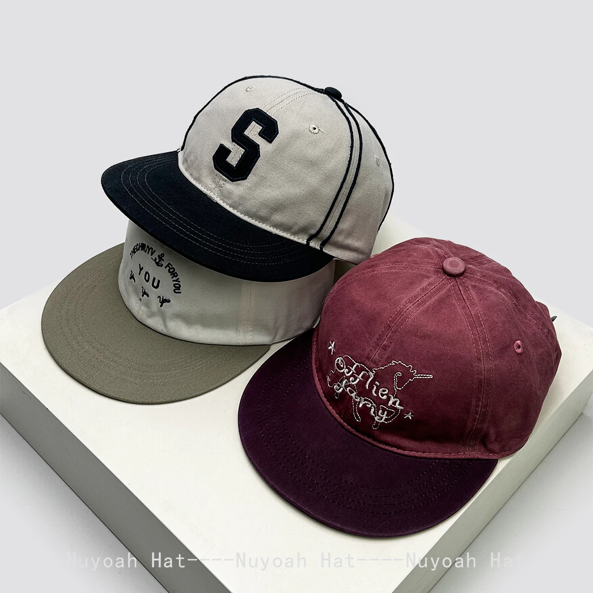 

New Men Women Retro Embroidered Letters Unicorn Baseball Hats Sunshade Personal Versatile Flat Brim Peaked Caps Fashion Korean