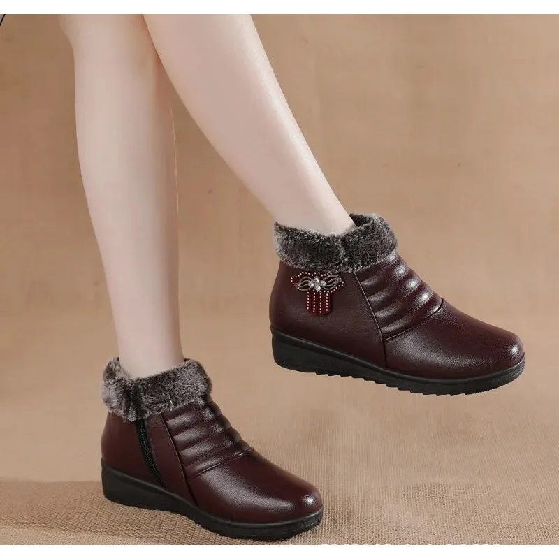 2023 Winter Women Shoes Woman Leather Waterproof Flat Ankle Boots Elderly Plus Size Plush Warm Snow Boots Mother Cotton Shoes