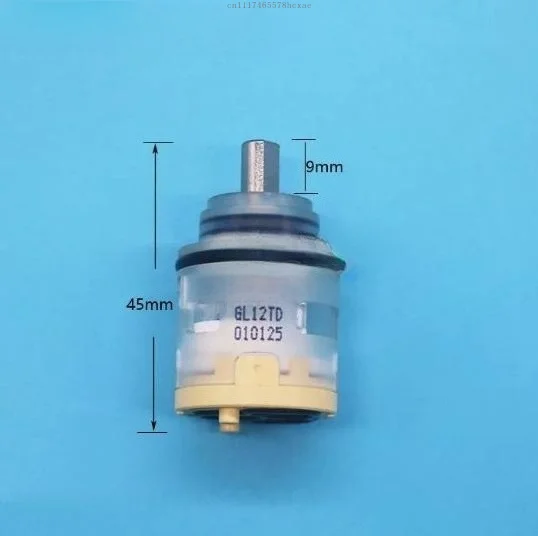 GL12TD, Ceramic Valve Core of Hot and Cold Mixing Faucet with Flat Bottom, with A Diameter of 25MM.
