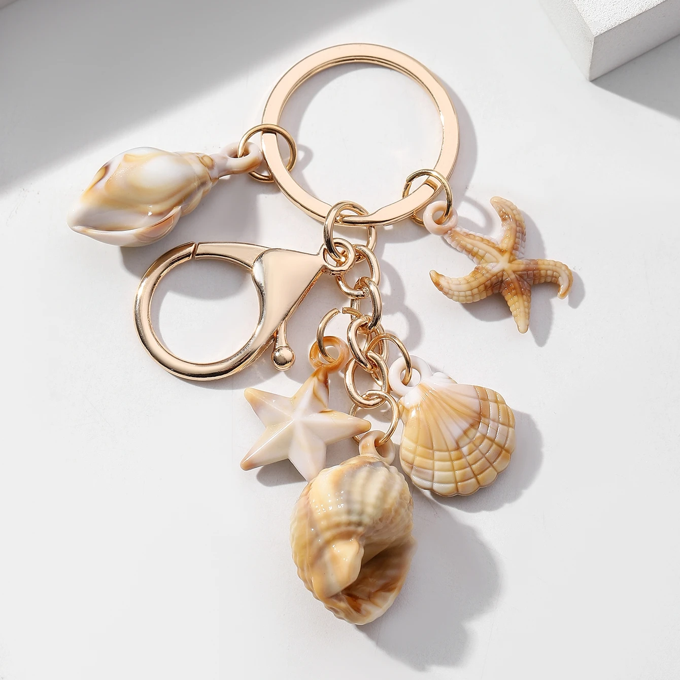 1Pc beach starfish conch shell keychain, bag, car keychain pendant, decoration pendant keychain for family and friends