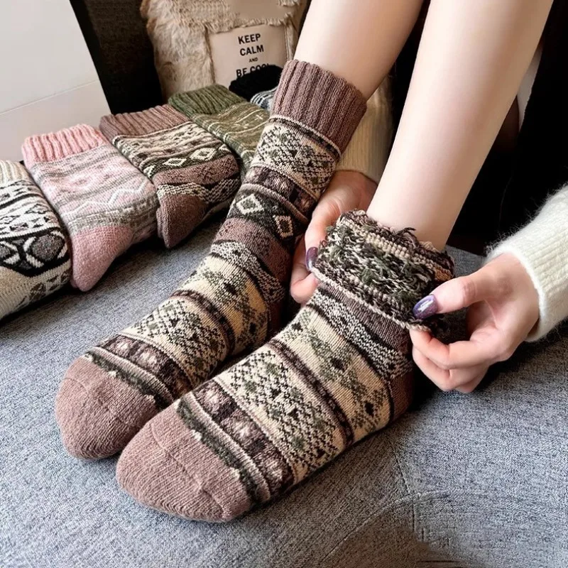 1/3/5Pairs Women Nordic Pattern Retro Crew Socks Thickened National Style Terry Sock Warm Comfortable High Quality Christmas Sox