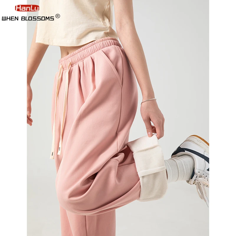 2023 Winter New Men Pant Casual Cotton Fleece Thickening WideLeg Pants For Women Retro Fashion Design Female Pink Sweatpants