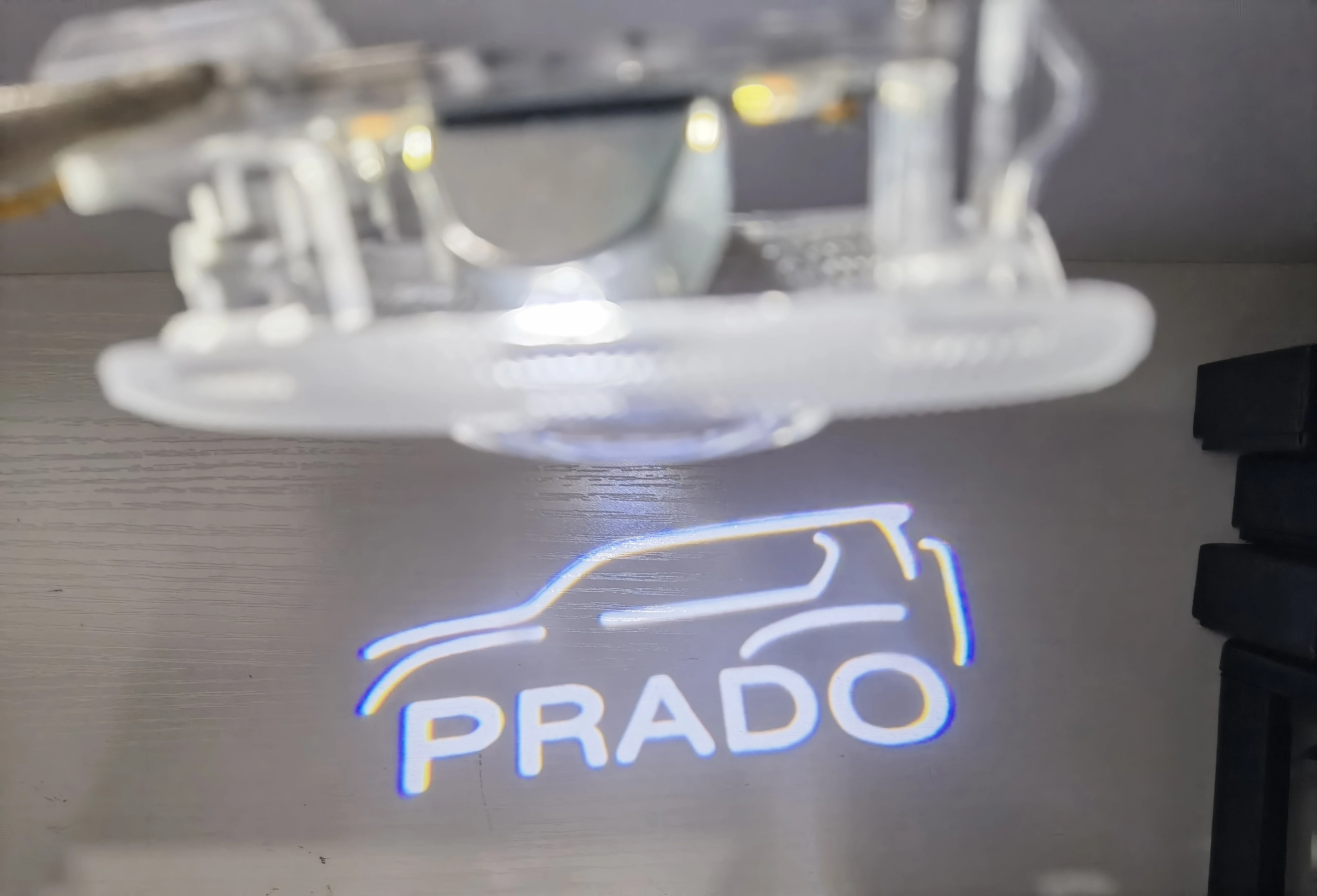 

PRADO 150 4000 2700 Автомобильный Стайлинг дверной светильник 2 шт. PRADO Ghost Shadow Light Добро пожаловать для Toyota PRADO 150 Toyota Puddle Lamp