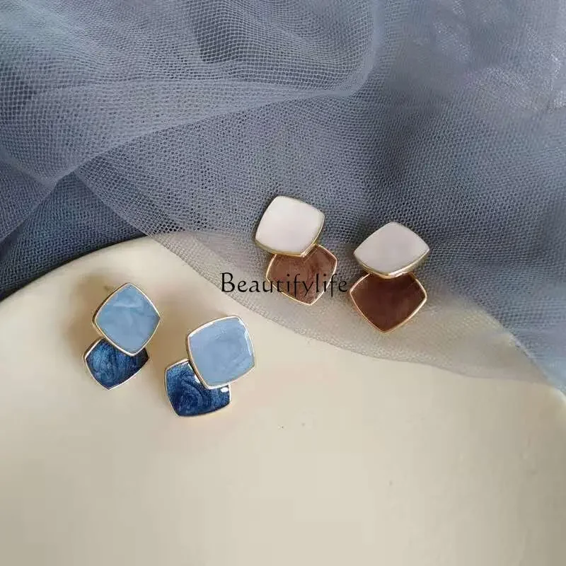 

S925 silver square geometric stud earrings women's new cold wind simple oil dripping earrings