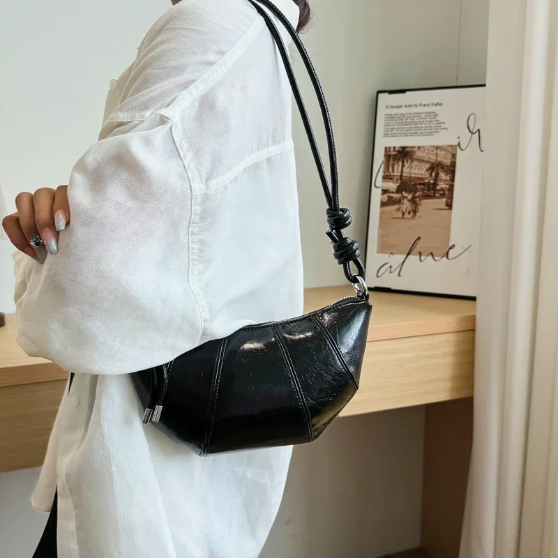 

Korean New Women's Bag 2024 New Dumpling Shape High-end One-shoulder Cross-body Handbag Fashionable and Versatile