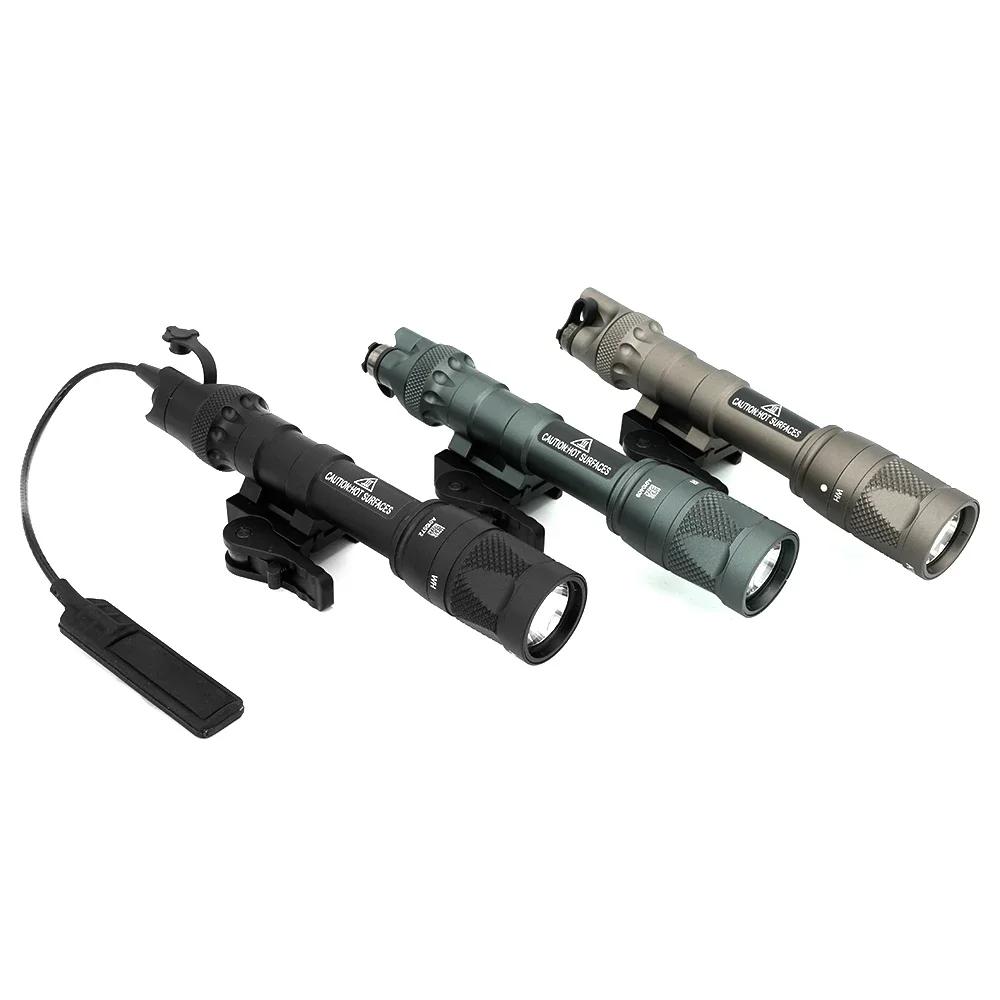 Światło taktyczne SF M622V Latarka Vampire Scout Light Widoczne/IR LED Światło broni z przełącznikiem DS07 QD ADM Picatinny Rail Mount