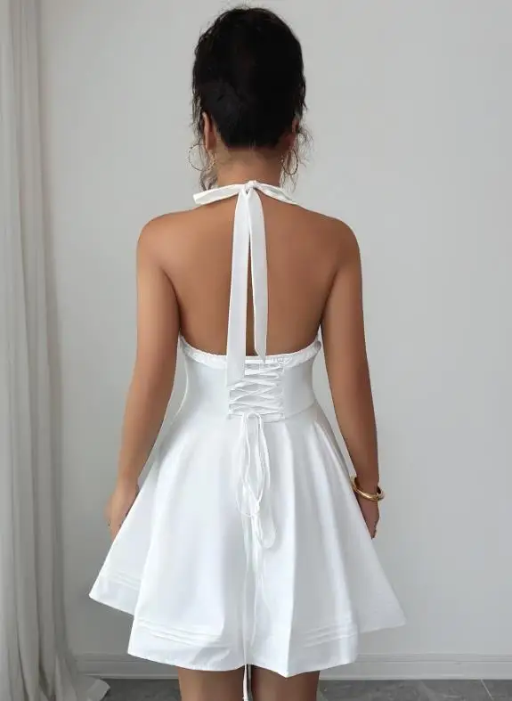 Estate 2025 nuove donne alla moda ed elegante temperamento colletto appeso gonna principessa gonna corta abito abbigliamento donna