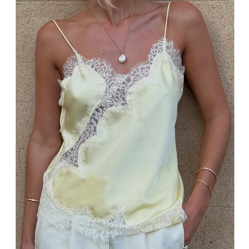 قطع علوية نسائية مثيرة من الساتان والدانتيل ملابس علوية من الحرير برقبة على شكل V وحزام سباغيتي Y2k Coquette قمصان فضفاضة للخروج ملابس الشارع #6