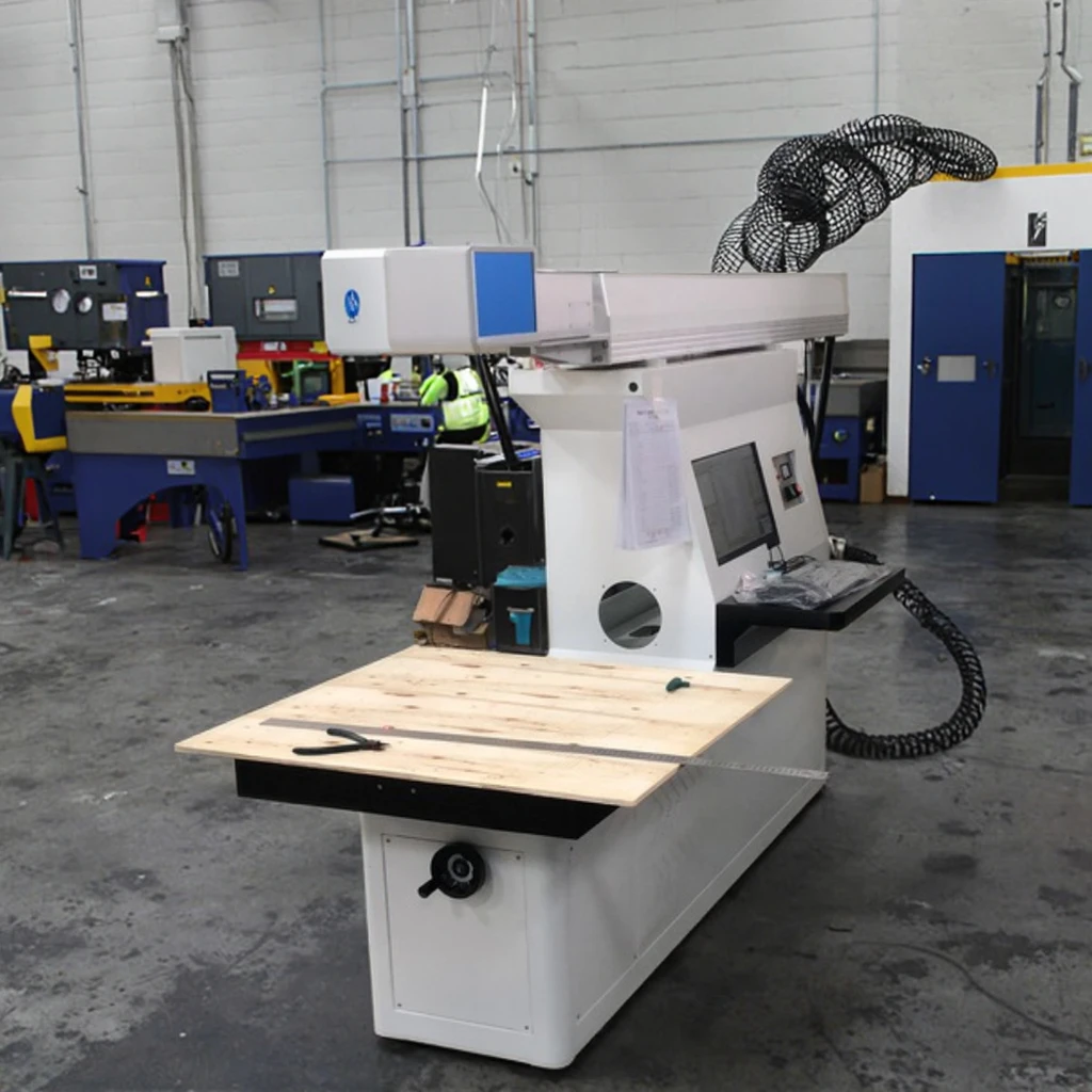 Fast Speed 600x600mm Co2 Feeltek Galvo Laser Marking And Cutting Machine For Fabric Leather Vinyl Paper