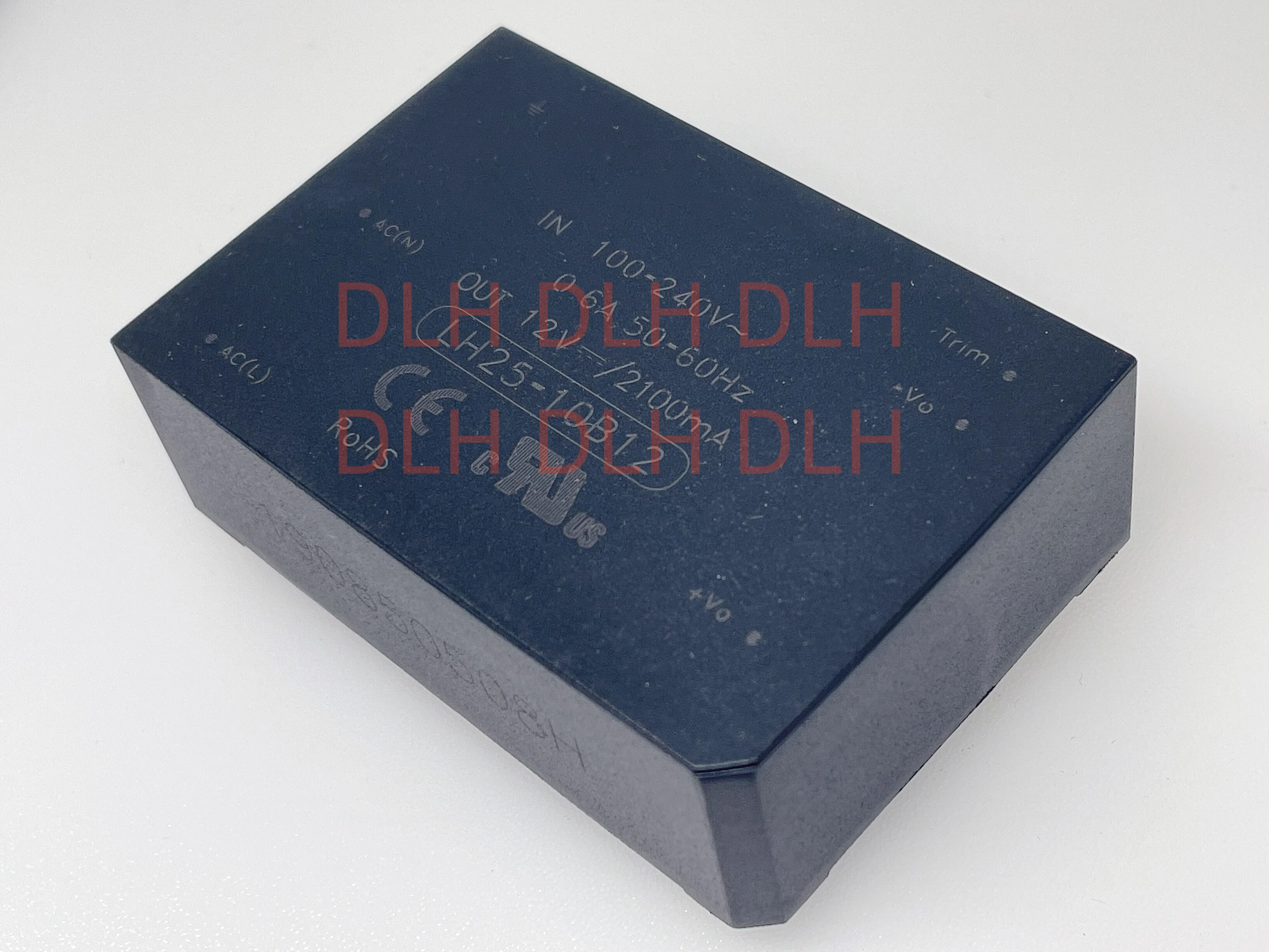 

2PCS LH25-10B12 Input Voltage: 85-264VAC/100-370VDC Current: 2100mA Power Module