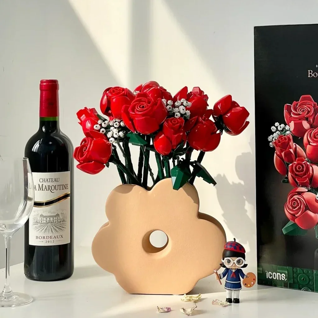 

10328 Red Roses Vase Plants Romantic Red Rose Flower Bouquet Building Blocks Christmas Rose Bricks Set for Girls Birthday Gift