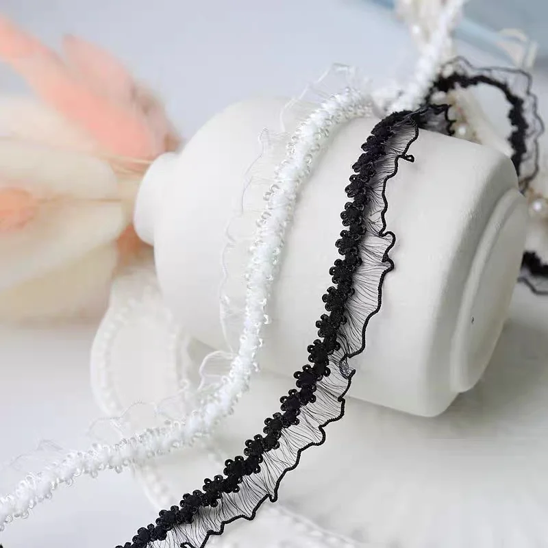 1.5cm Wide Hot Selling White Lace Fabric DIY Sewing Supplies Clothing Cuff Decoration Decal Ribbon Wedding Bouquet Decoration