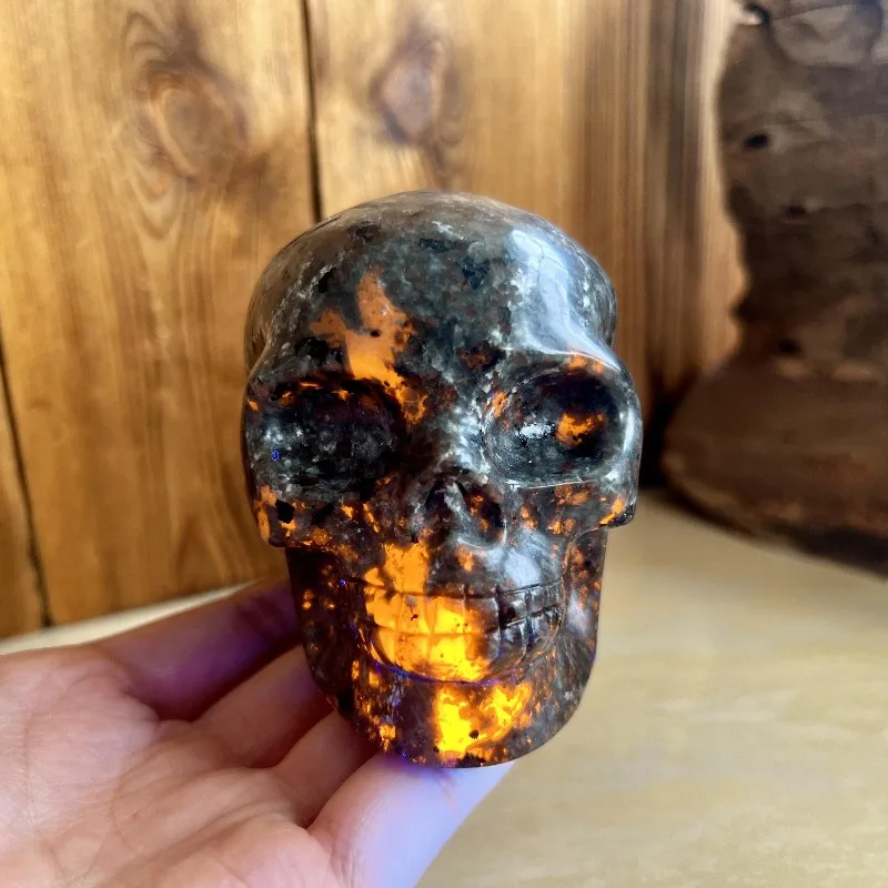 Natural Crystal Skull Yooperlites Carved Skull Statue Craft Fire Stone Figurine Powerful Witchcraft for Halloween Decor Gift