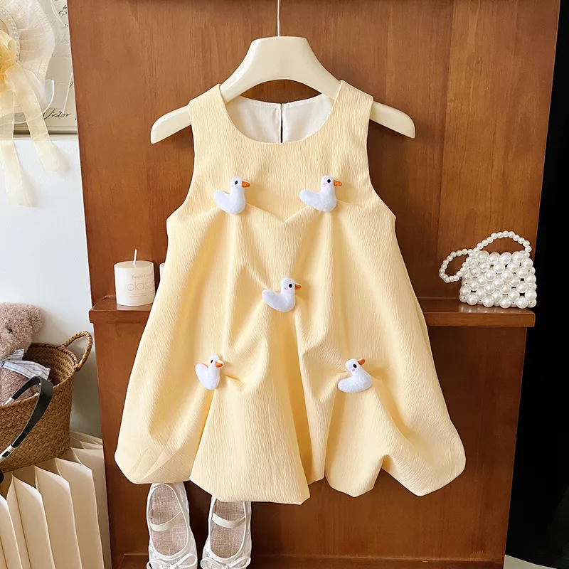 Children\'s Summer Dresses Girls Summer New Dress Shorts Set Female Baby Peplum Sleeveless Set Cute Duck Yangqi Bud Dresses