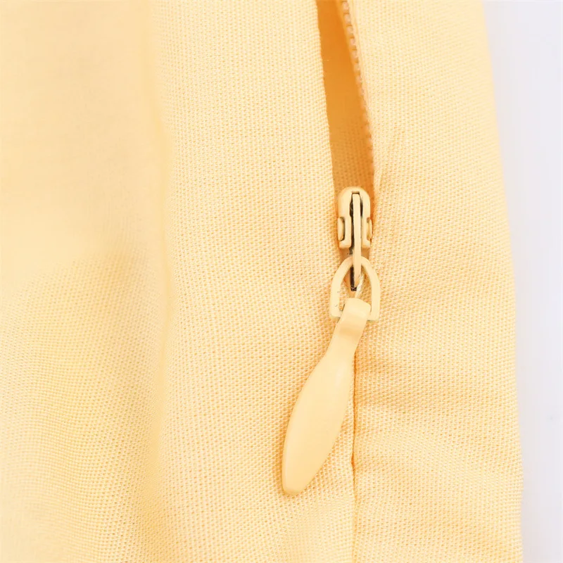 فستان نسائي صيفي مع حزام بدون أكمام فساتين متوسطة الطول بطيات غير رسمية سادة على شكل حرف A ملابس ركاب أنيقة فستان للسيدات