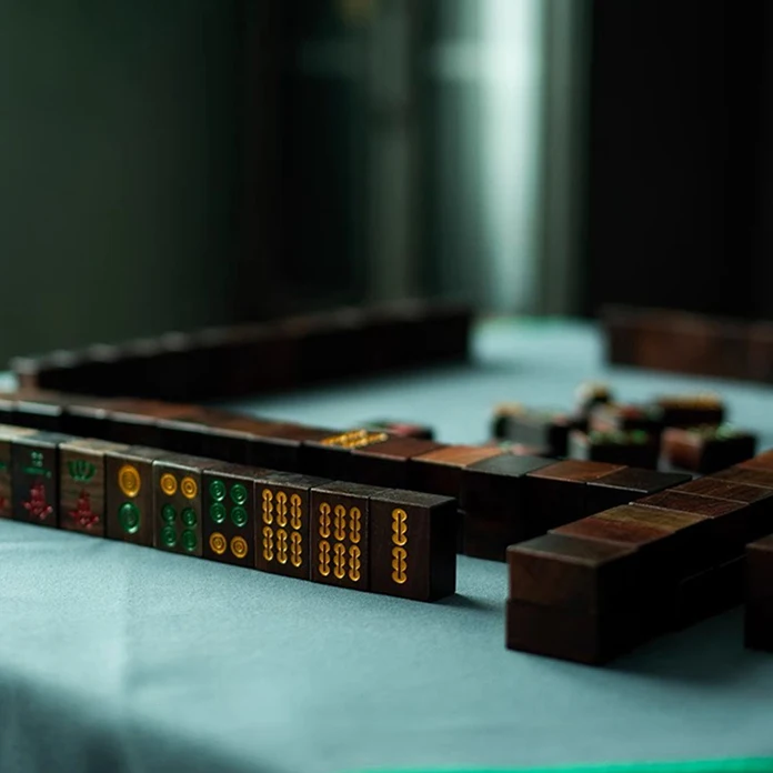 Large red rosewood 144 sheets, solid wood hand-rubbed mahjong cards, household Sichuan sparrow cards