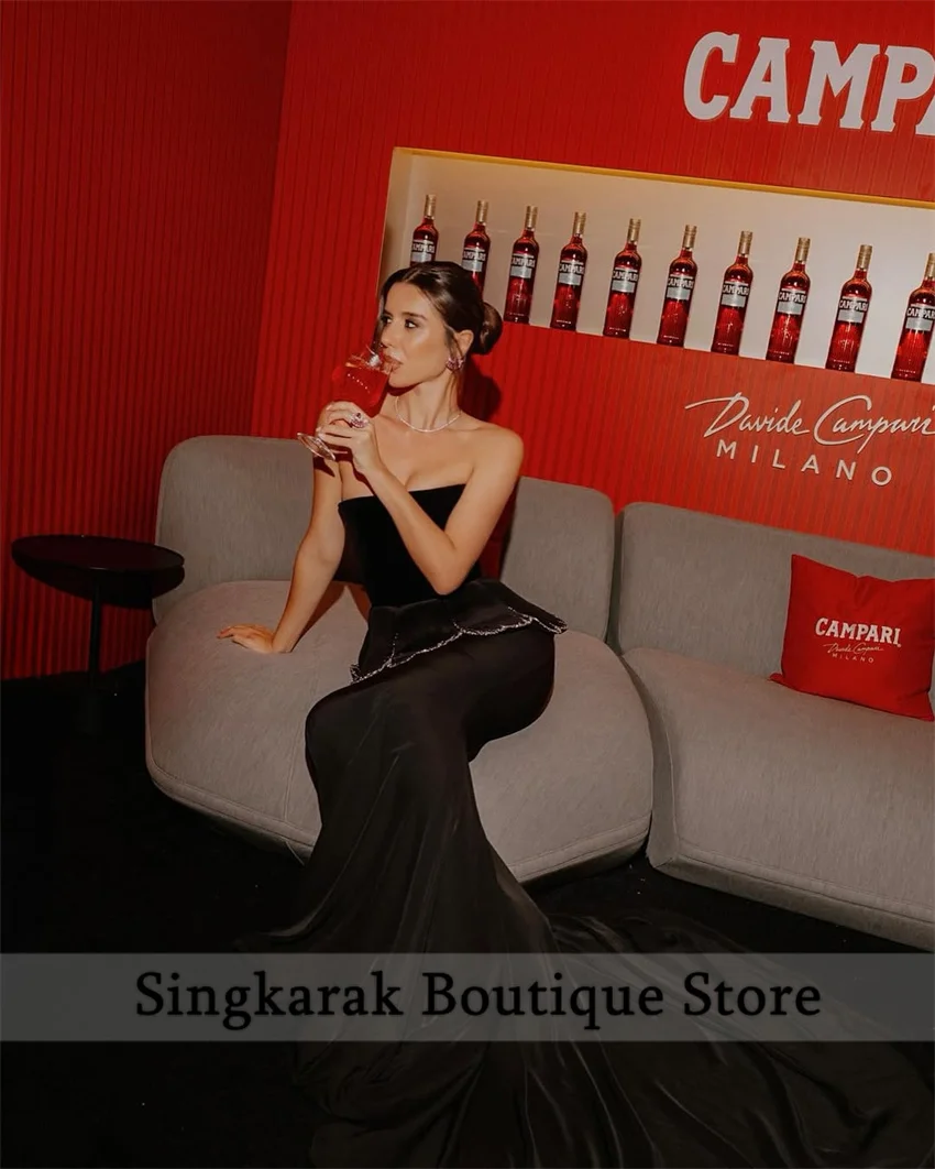 فساتين سهرة حورية البحر سوداء طويلة مخصصة للمناسبات الخاصة بدون حمالات بطول الأرض خرز للحفلات الراقصة 2025