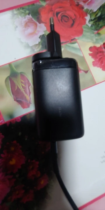 Usuario J***e con su nuevo Cargador USB tipo C GaN