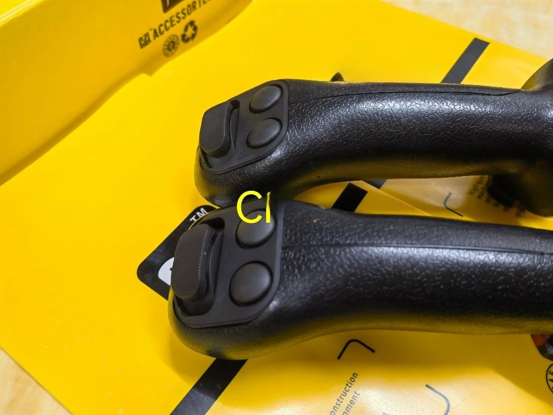 Excavator-Modified Grapple Wood Grabber Log Clamp Electronic Control System Control Handle -Three-Button