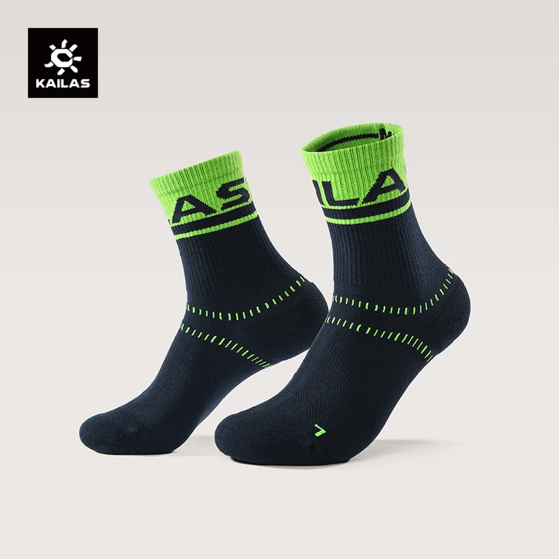 

KAILAS 2026 New Outdoors Sports Mid-calf Socks With Coolmax for Women Men Cycling Professional Hiking Breathable Socks KH2602002