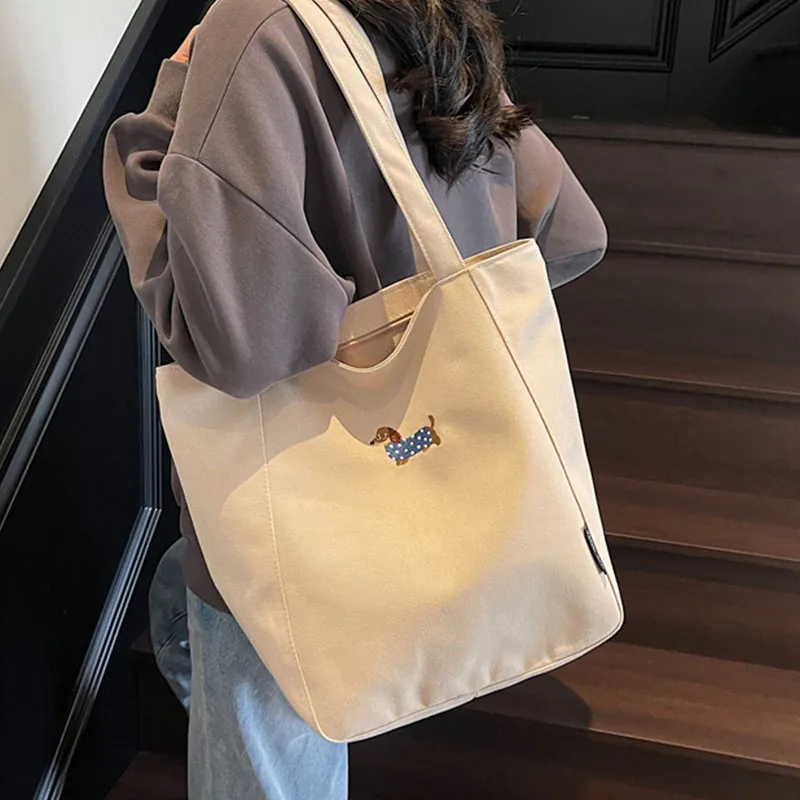 

Cartoon Cartoon Embroidered Tote Bag 2025 New College Student Class Underarm Bag Fashion All-Match Casual Shoulder Bag