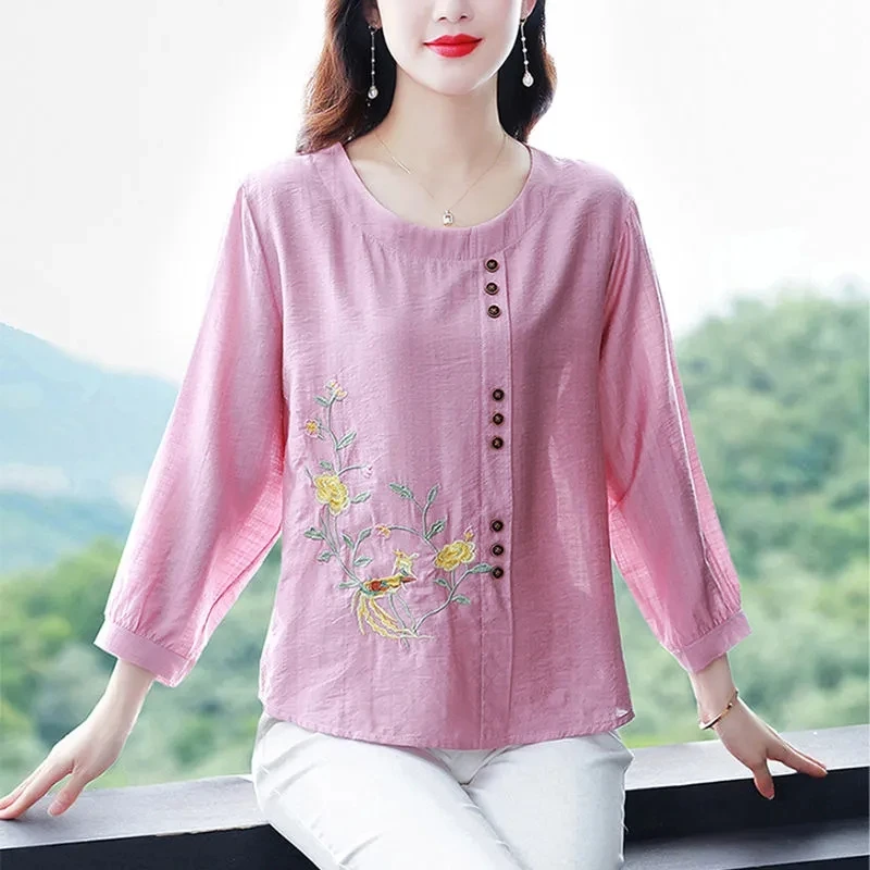 

Middle-aged Women's Spring Summer Shirt 2024 New Three-quarter Sleeve Blusa Cotton Linen Chinese Style Retro Embroidered Top 5XL