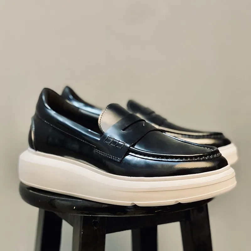 JINIWU 2026 Autumn Winter Casual Board Shoes Black White Loafers Cow Leather Fashion Thick Sole Men Shoes