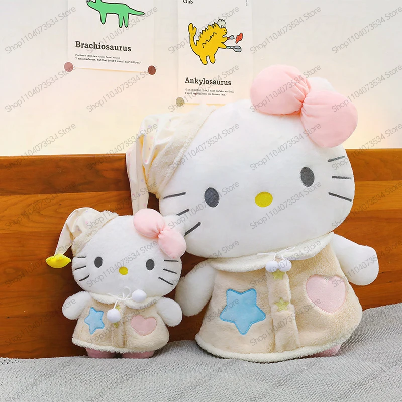 

Милая плюшевая кукла Hello Kitty Sanrio для взрослых и детей, подарок на день рождения, тематическая плюшевая игрушка в стиле аниме для сна, мягкая кукла-котенок для коллекционирования