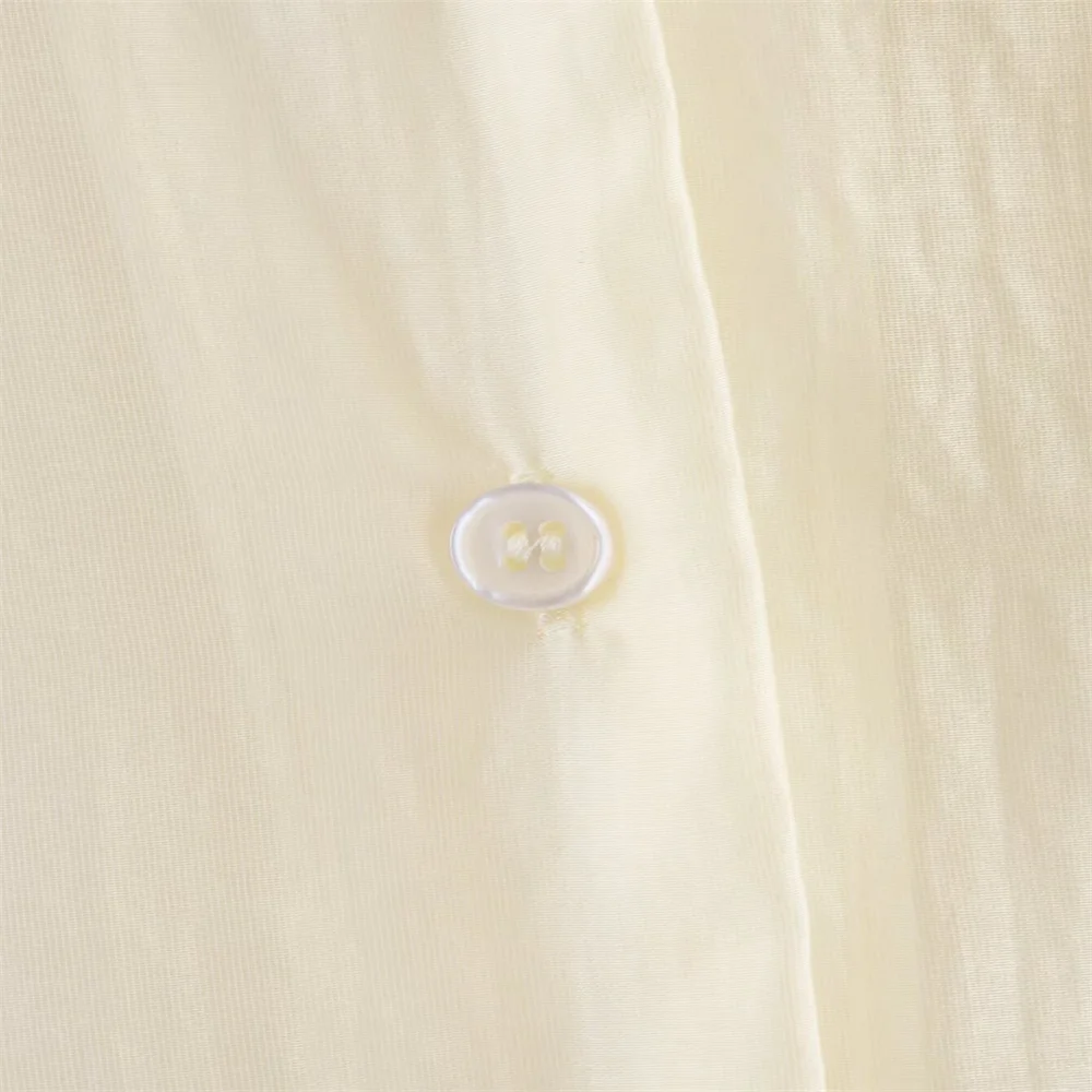 Herbst und Winter Neue Damenmode Vielseitiges dreifarbiges besticktes Taschendekorationshemd