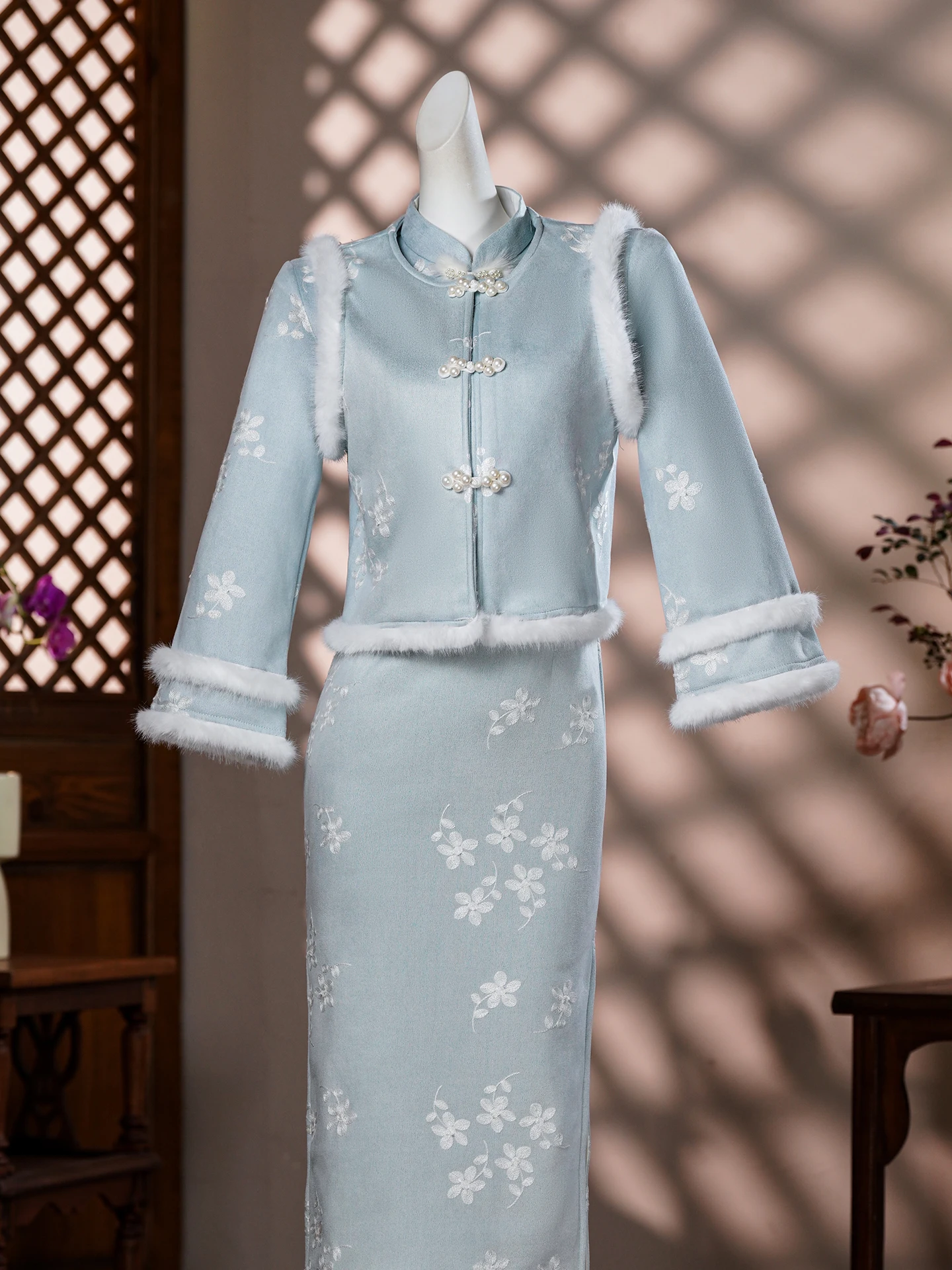 New Chinese Sle Two-Piece Set Women's Winter Faion Thiened Fce Young Girl's High-End Feeling Long  Dr