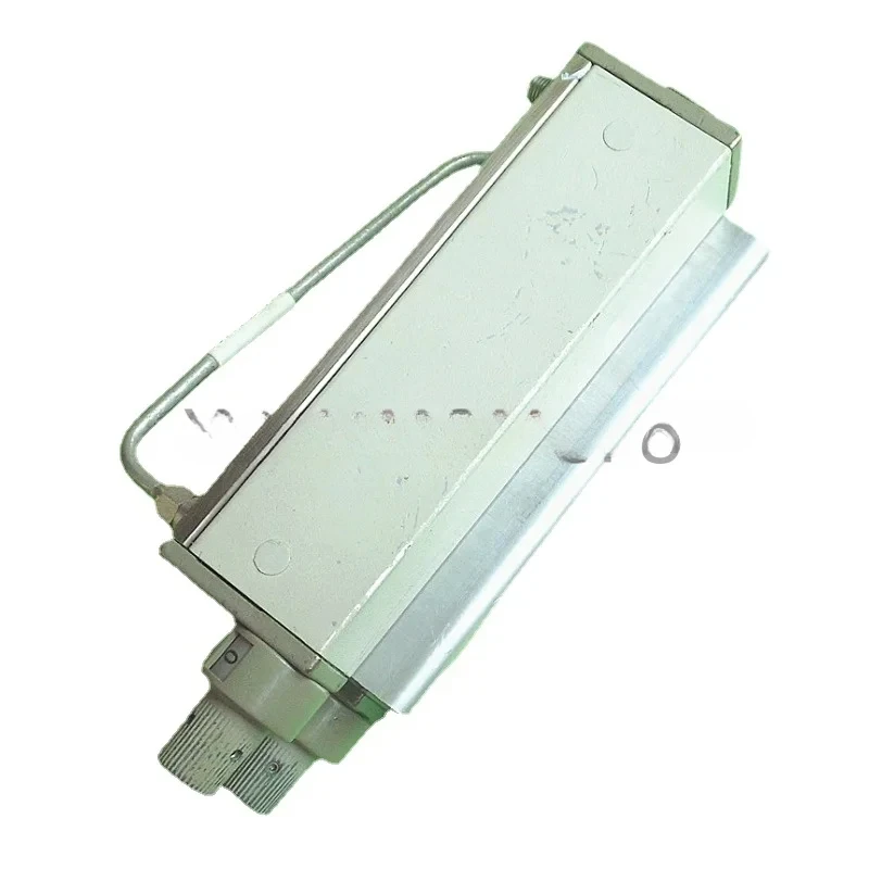 

8496B+8494B 121dB/18GHz RF SMA manually adjustable stepper attenuator