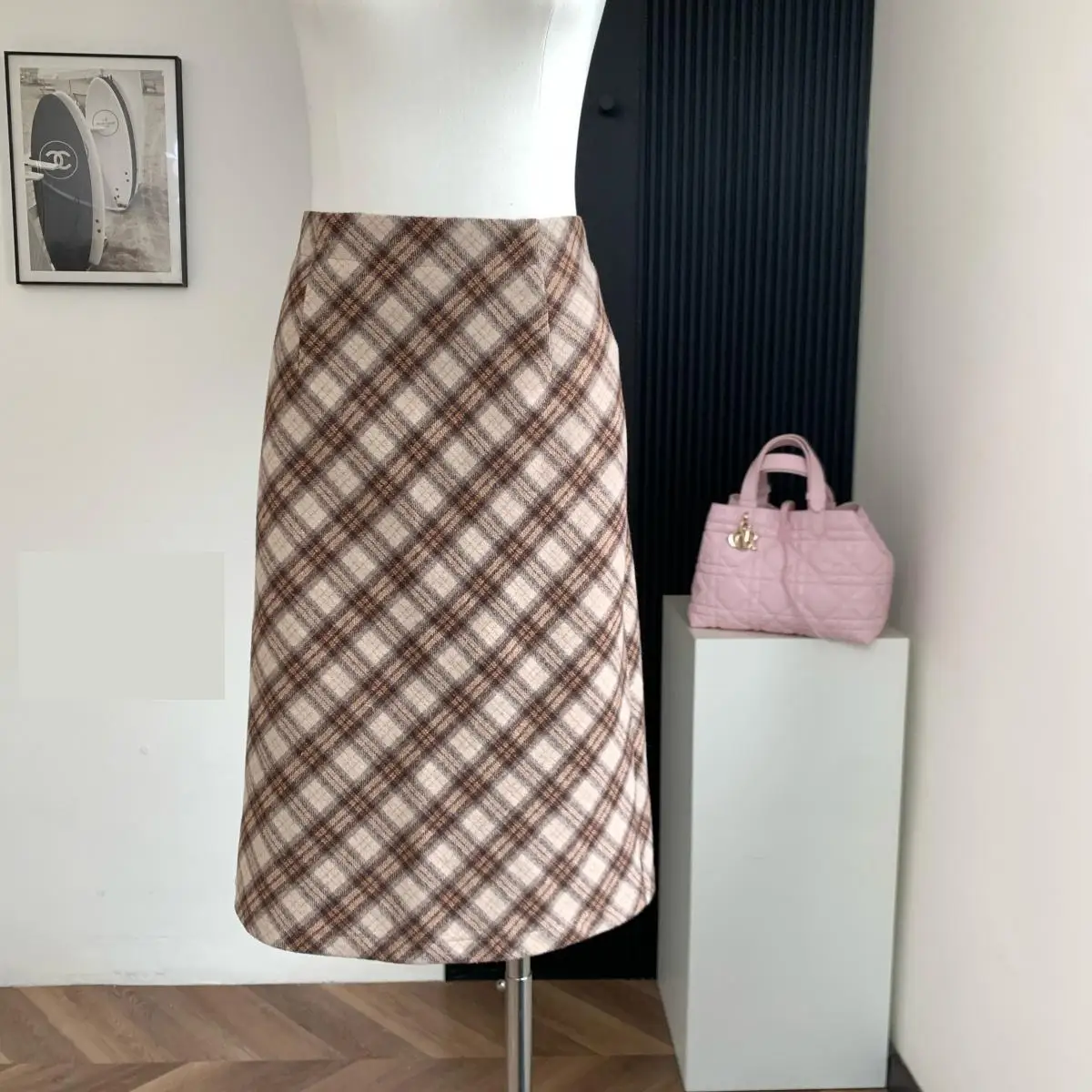 

Women's Autumn Winter Chic Vintage Plaid Straight Long Skirt Lady Streetwear High Waist Slim Long Skirt