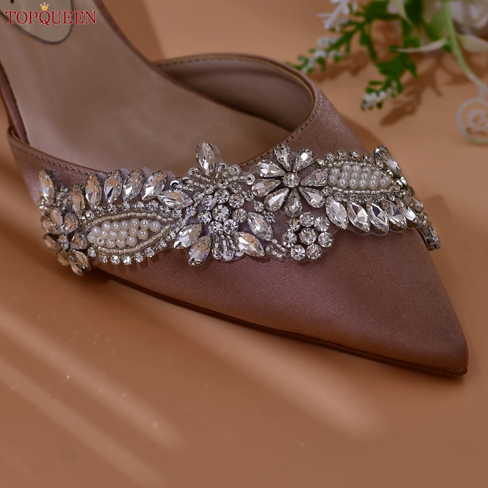 

TOPQUEEN Handmade DIY Pearls Rhinestones Applique High Heels Shoes Patches Bride Women Sew On Dress Clothes Accessories SP08