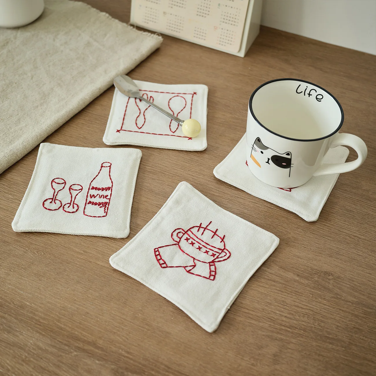 Rural minimalist fabric handmade coasters cotton checkered coffee coasters teapot mats embroidered home daily necessities
