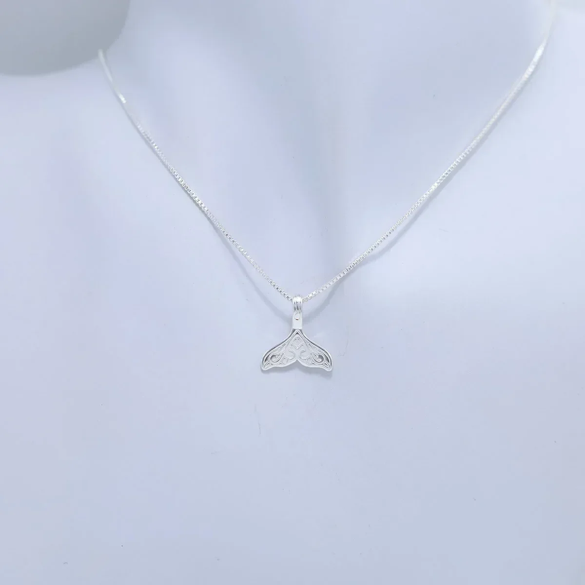 Sterling Silver Plain Whale Tail Pendant Necklace with Chain