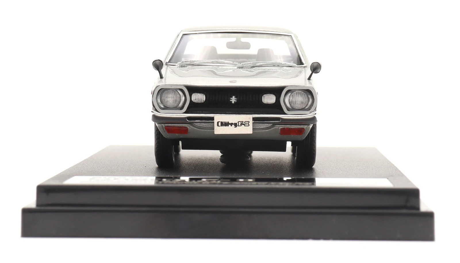 1:43 Hi Story for Nissan Cherry F2 COUPE GX 1974 Resin Car Model
